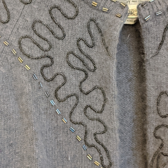 Vintage Sportscraft Lambs Wool Angora Gray Cardigan Sweater 16 - Picture 3 of 14